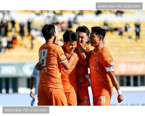 中韩巅峰的红色记忆：广州恒大与全北现代的亚冠史诗对决